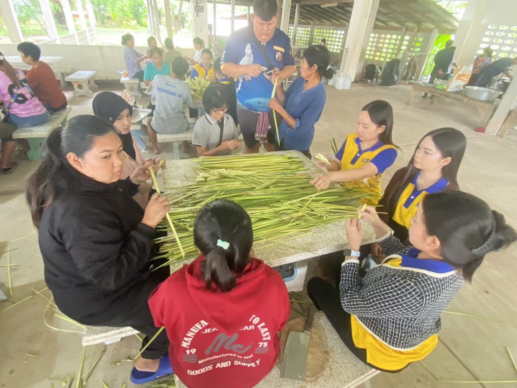 วิทยาลัยการโรงแรมและการท่องเที่ยว ร่วมสืบสานประเพณีลากเรือพระ ประจำปี 2569 ส่งเสริมจิตอาสาและอนุรักษ์วัฒนธรรมท้องถิ่น - มทร.ศรีวิชัย (RMUTSV)