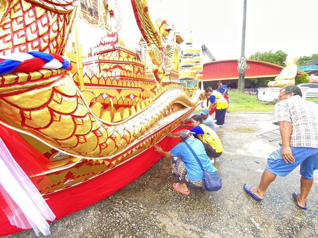 วิทยาลัยการโรงแรมและการท่องเที่ยว ร่วมสืบสานประเพณีลากเรือพระ ประจำปี 2569 ส่งเสริมจิตอาสาและอนุรักษ์วัฒนธรรมท้องถิ่น - มทร.ศรีวิชัย (RMUTSV)