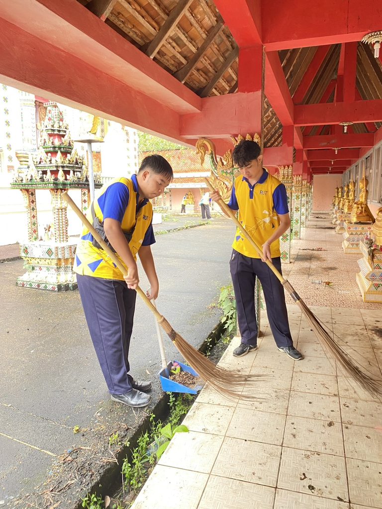 วิทยาลัยการโรงแรมและการท่องเที่ยว ร่วมสืบสานประเพณีลากเรือพระ ประจำปี 2569 ส่งเสริมจิตอาสาและอนุรักษ์วัฒนธรรมท้องถิ่น - มทร.ศรีวิชัย (RMUTSV)